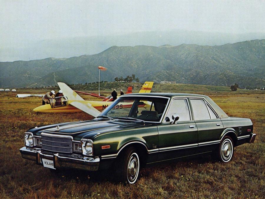  Plymouth Volare Sedan 1976 года  (фото 2 из 2)
